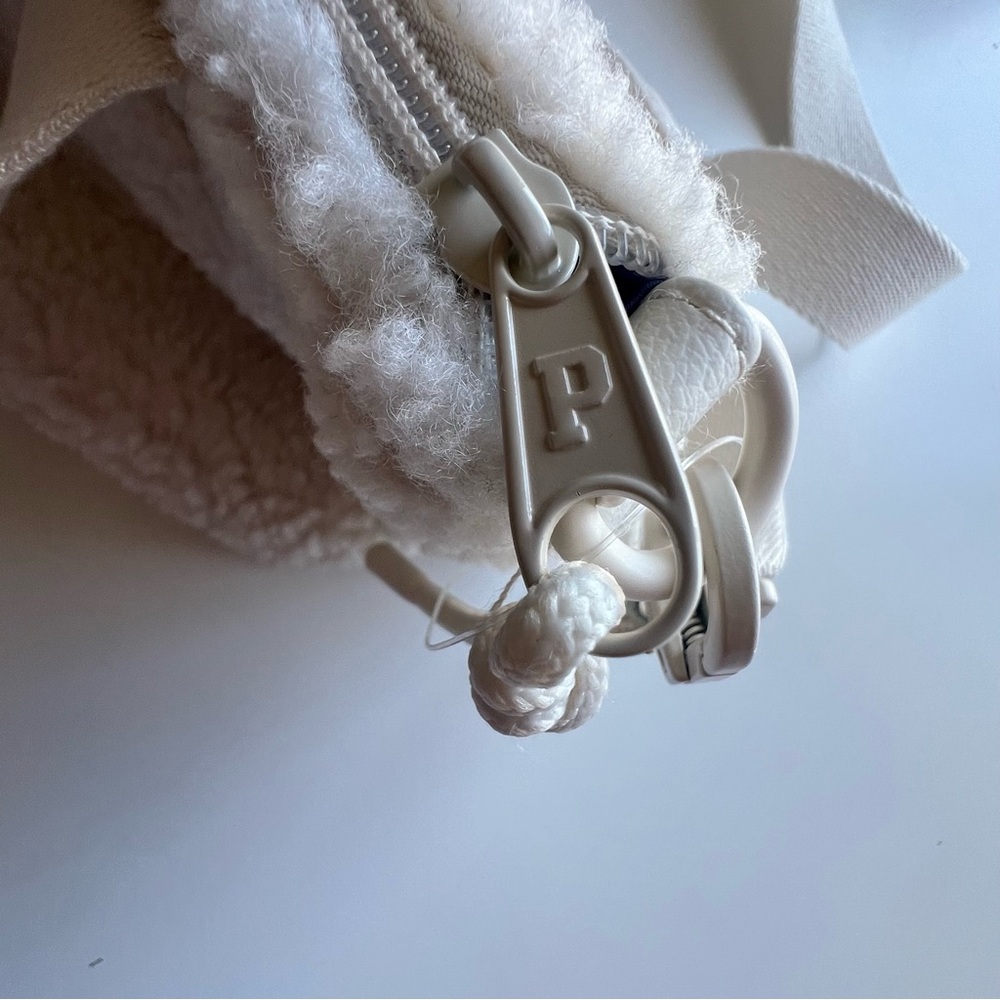 Victoria’s Secret Winter White Plush Teddy Mini Tote Crossbody Bag NWT - Picture 7 of 14
